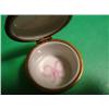 Image 2 : French hand painted Limoges box signed by artist