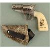 Image 2 : VINTAGE SNUB-NOSED WYATT EARP REVOLVER KNIFE W/HOLSTER