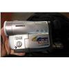 Image 1 : SAMSUNG SCL500 VIDEO CAMERA WITH BAG