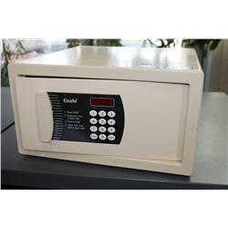 PROGRAMMABLE DIGITAL MINI SAFE