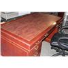 Image 2 : MAHOGANY WITH LEATHER INLAY EXECUTIVE DESK