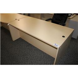 MAPLE EXECUTIVE DESK