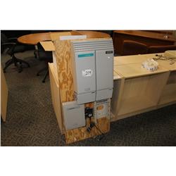 MERIDIAN 824 PHONE SYSTEM C/W SMART TALK MINI