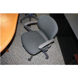 KNOLL ERGONOMIC TASK CHAIR