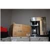 Image 2 : LARGE LOT OF RESTAURANT ITEMS INCL 2 COFFEE MAKERS