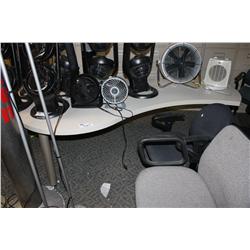 HERMAN MILLER CORNER DESK (RIGHT HAND)