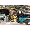 Image 1 : 2 BINS OF TOOLS & TOOL BAG
