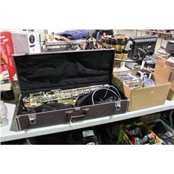 BOX OF CARS & SAXAPHONE