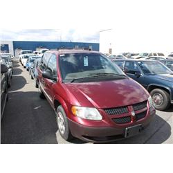 2001 RED DODGE CARAVAN PASSENGER VAN