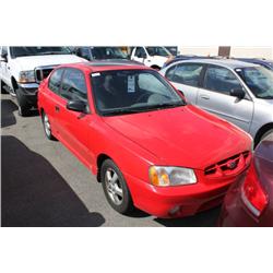 2001 BLACK HYUNDAI ACCENT 2DR HATCHBACK