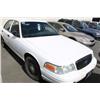 Image 1 : 2004 WHITE FORD CROWN VICTORIA POLICE SERIES 4DR