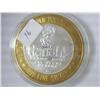 Image 2 : HARRAH'S CASINO $10 SILVER TOKEN (UNC)