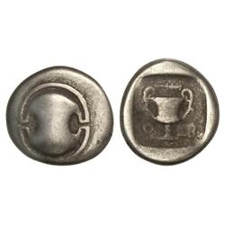 Hemidracma. -  379-371 a.C. -  BEOCIA. -  Anv.: Escudo beocio. Rev.: Cántaro dentro de cuadro incuso