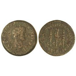 As. -  ÉPOCA DE TIBERIO. -  CAESARAUGUSTA. -  Anv.: TI. CAESAR DIVI. AVG. F. AVGVSTVS. Cabeza laurea