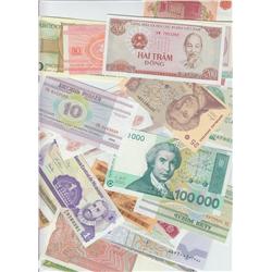 GROUP OF 36 DEFERENT WORLD NOTES UNCIRCULATED