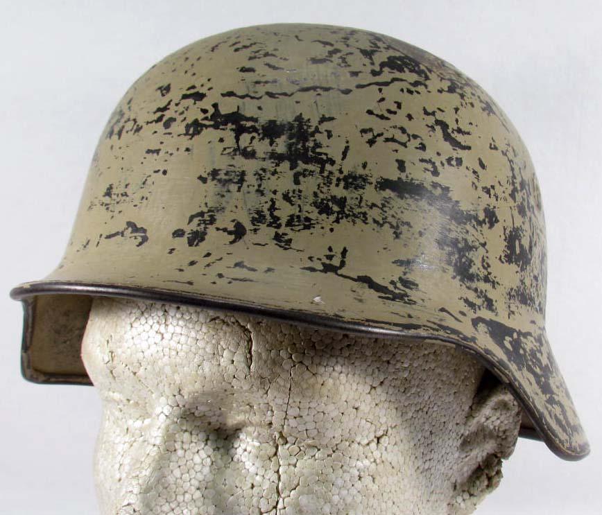 WW2 GERMAN NAZI HELMET W/ LEATHER LINER