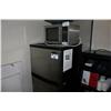 Image 1 : STAINLESS STEEL FRIDGE -  MICROWAVE & SERVING