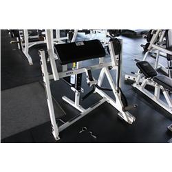 HAMMER STRENGTH BICEP CURL MACHINE