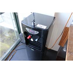 HEATED WATER DISPENSOR