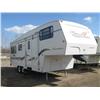Image 1 : 1999 Travrlaire 5th Wheel Trailer w/slide