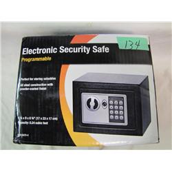 Programmable Electronic Security Safe     New in Box