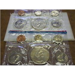 1976 US MINT SET (UNC) P/D