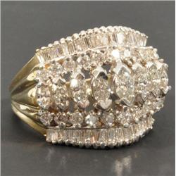 Sparkling 3 Carat DIAMOND RING - Diamond & 14 kt. Yello