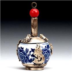 Tibet Silver Blue White Porcelain Snuff Bottle (ANT-1422)