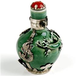 Tibet Silver Dragon Green Porcelain Snuff Bottle (ANT-1416)