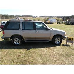 1996 Ford Explorer      SN-1FMDU34X5TZB92610