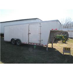 2001 Wells Cargo enclosed 5th wheel     SN-1WC200N2511097613