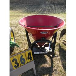 3 pt fertilizer spreader