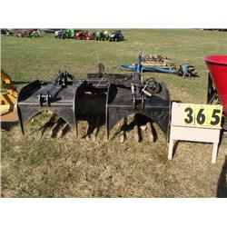 Virnig twin cylinder grapple forks