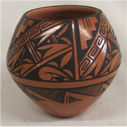 Native American Jemez Jar By Juana Chinana
