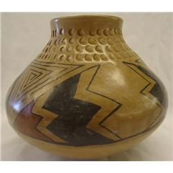Mata Ortiz Polychrome Pottery By Genoveva