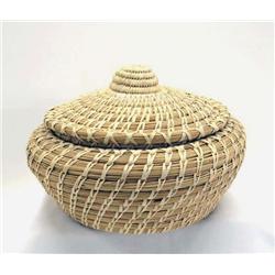 Native American Tohono O'Odham Lidded Basket