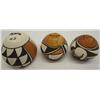 Image 4 : 3 Native American Acoma Small Pottery Pieces