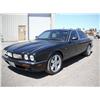 Image 1 : 1999 Jaguar XJR Sedan