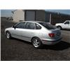 Image 4 : 2002 Hyundai Elantra GT 4-Door Hatchback Sedan