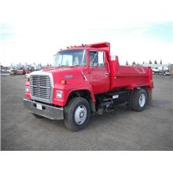 1989 Ford L8000 S/A Dump Truck