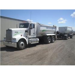 2002 Kenworth W900L T/A Dump Truck