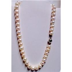 16" Pearl Necklace