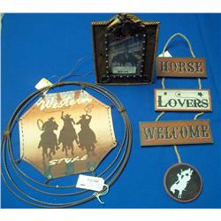 Lot- Horse Lovers Decorations