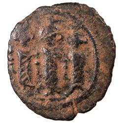 ARAB-BYZANTINE: Three Standing Figures, ca. 685-690, AE fals (2.83g), Tabariya