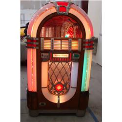 Original 1946 Wurlitzer Model 1015 Jukebox