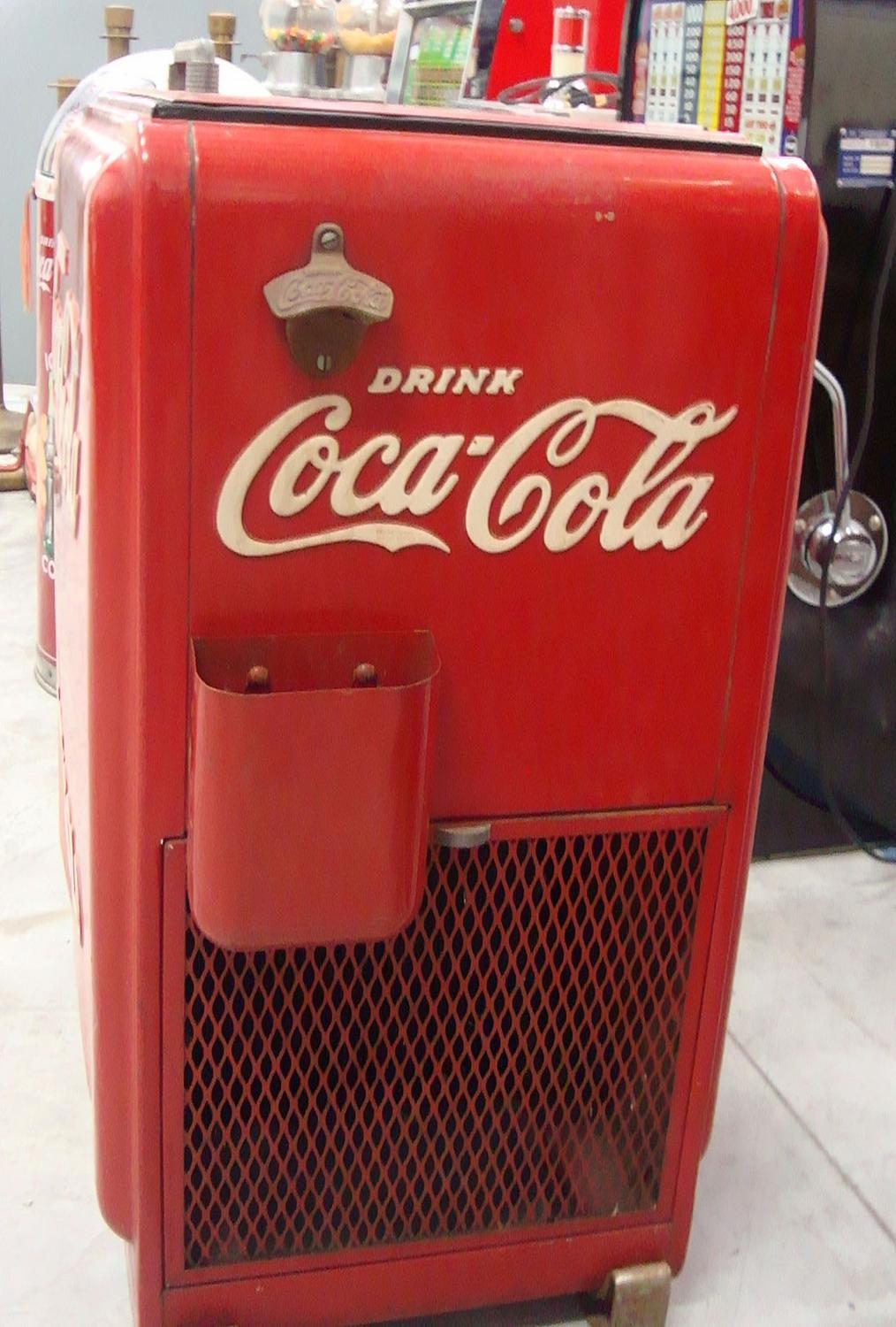 1930's40's Westinghouse Junior CocaCola Coke Machine