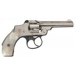 Excellent Smith & Wesson 32 Safety Hammerless 2nd Model Double Action Revolver with Pearl Grips