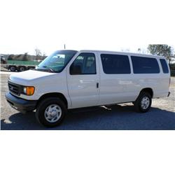 2007 FORD E-350  VAN