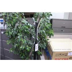 BLACK FREE STANDING COAT RACK