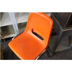 APPROX 30 ORANGE STACKING CHAIRS